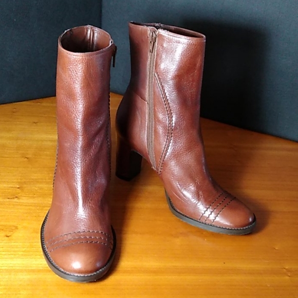 Gianni Bini boots - Picture 2 of 4